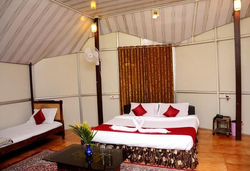 هتل Prashanti Resort