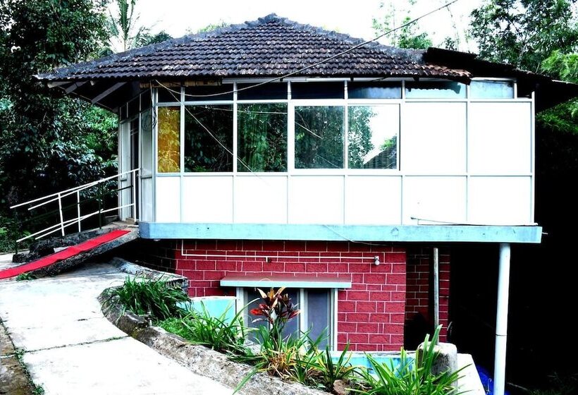 هتل Prashanti Resort