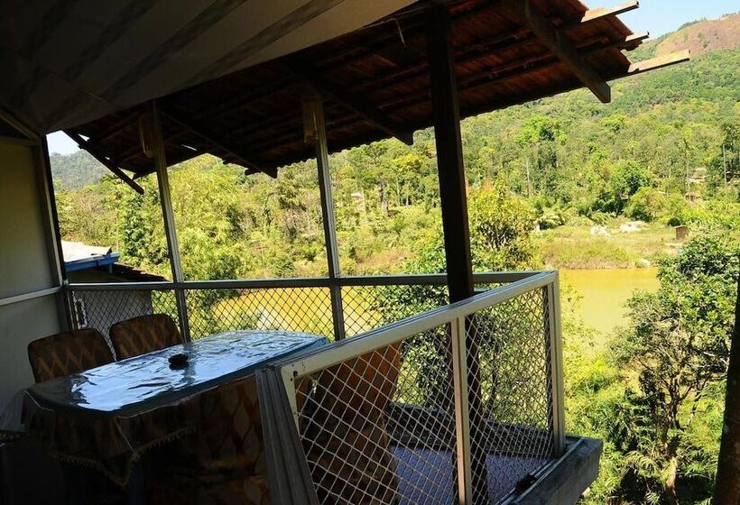 هتل Prashanti Resort