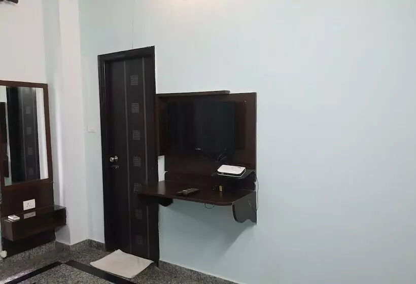 هتل Rudraksh Inn