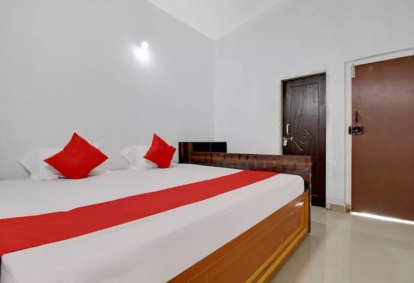 ホテル Spot On 46700 Samrat Residency Agumbe