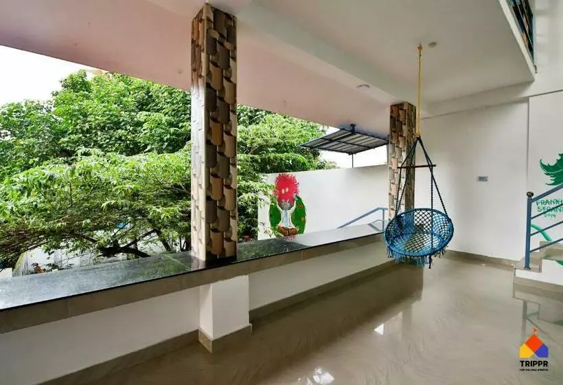 ホテル Trippr Alleppey   Backpacker Hostel
