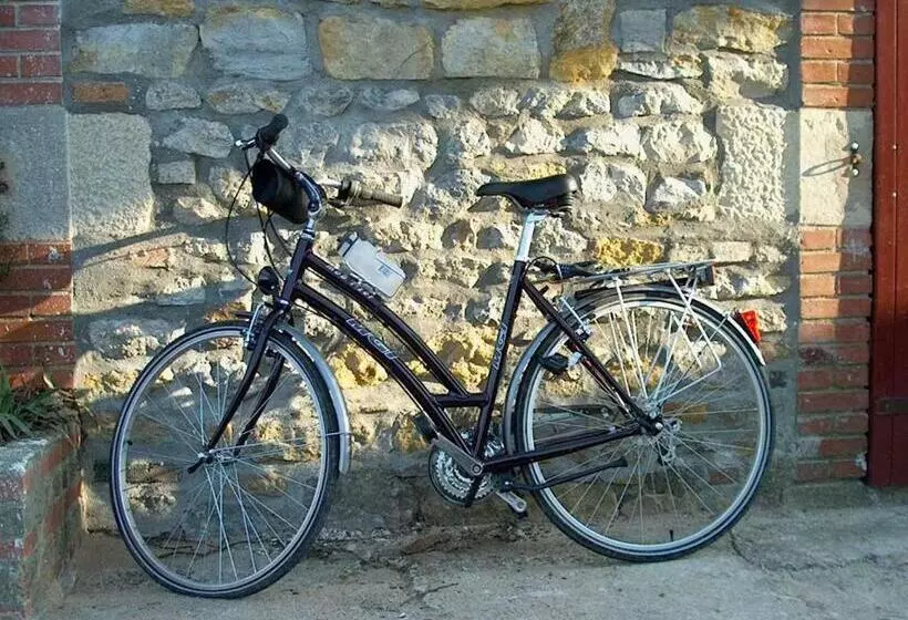 Majatalo Chambres D Hôtes Domaine Du Bourg