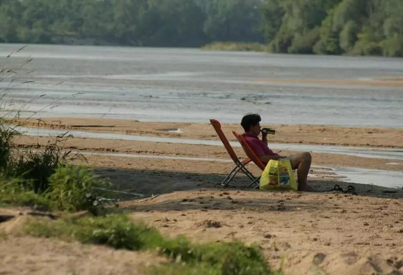 Majatalo Chambres D Hôtes Domaine Du Bourg