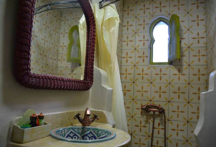 Pension (Hôtel basse catégorie) Honeysunckle