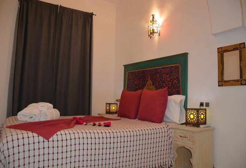 Pension (Hôtel basse catégorie) Honeysunckle