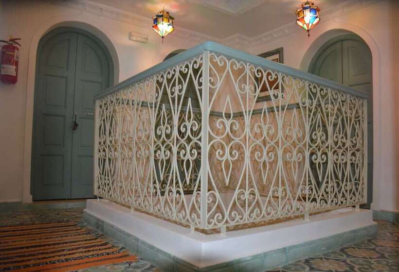 Pension (Hôtel basse catégorie) Honeysunckle