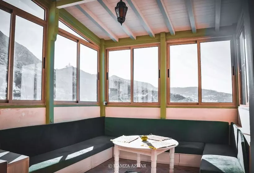 Majatalo Honeysunckle