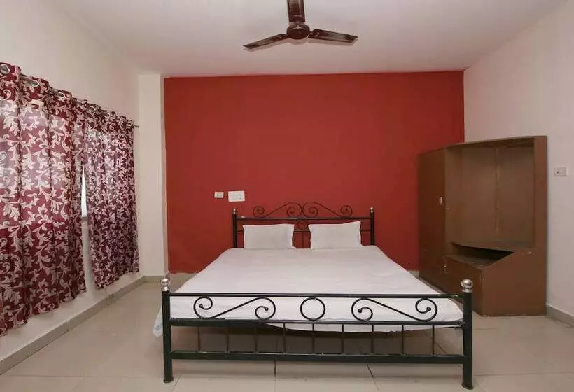 Spot On 44921 Hotel Satkar