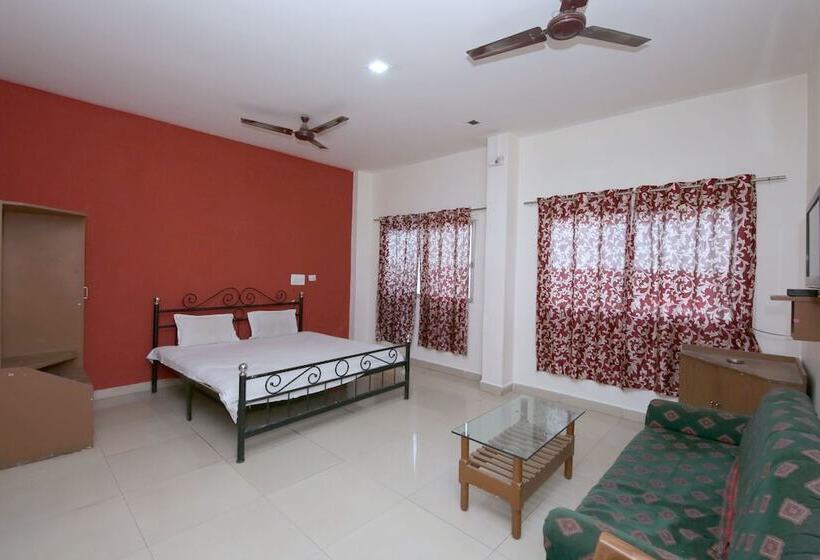 Spot On 44921 Hotel Satkar