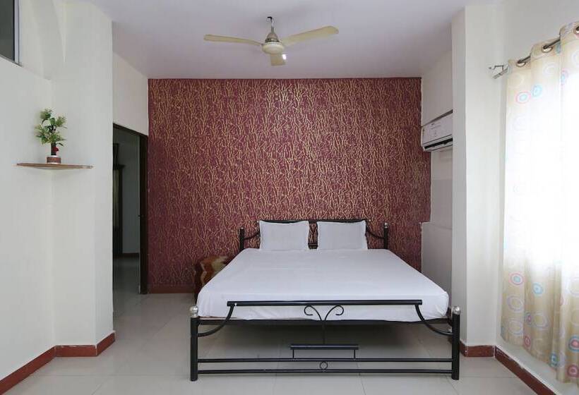 Spot On 44921 Hotel Satkar