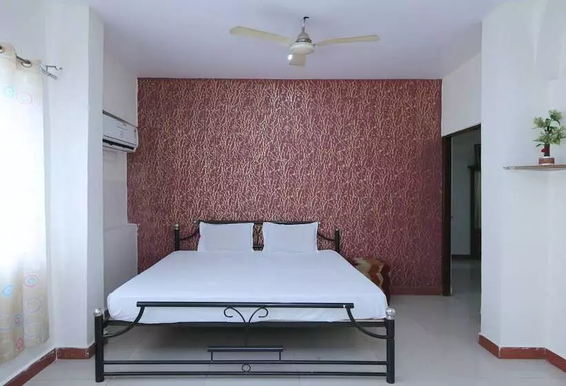 Spot On 44921 Hotel Satkar