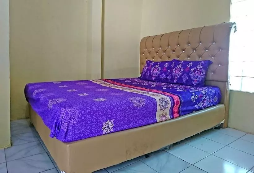 ユースホステル Gemilang Residence By Oyo Rooms