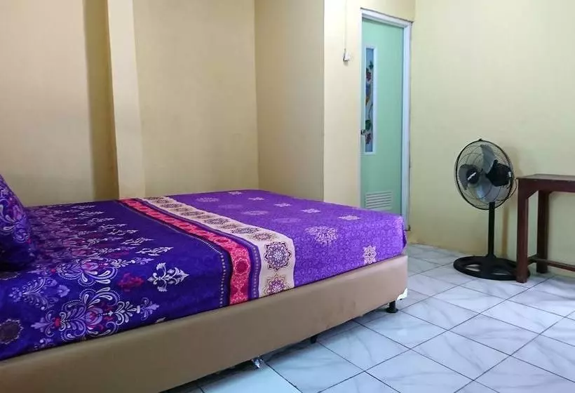 ユースホステル Gemilang Residence By Oyo Rooms