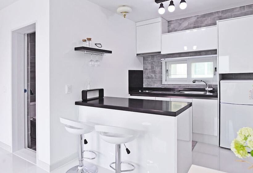 בית מלון כפרי Glories Pension