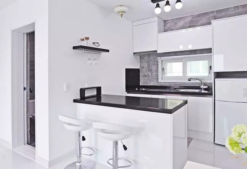 ホテル Glories Pension