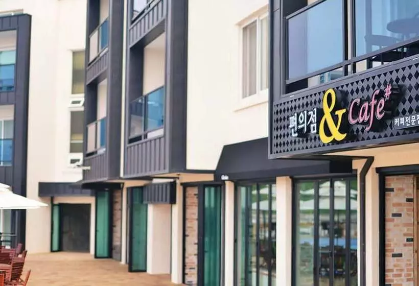 ホテル Glories Pension