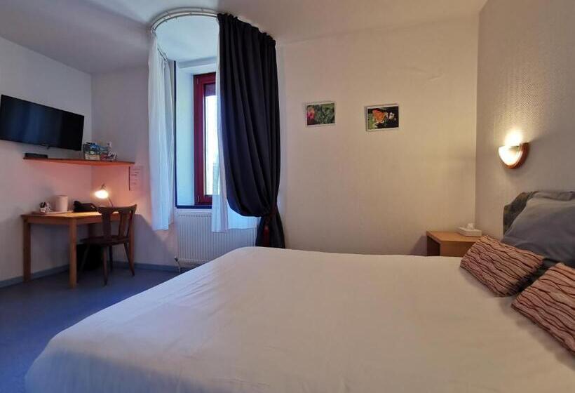 Отель La Table Des Bons Peres