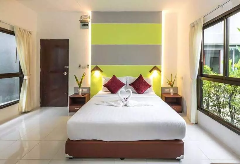 ホテル Modern Resort At Naiyang