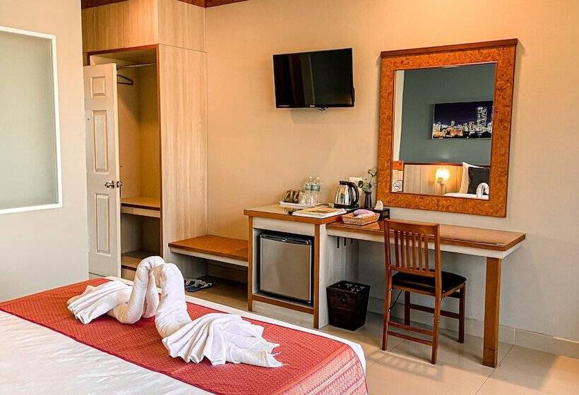 K2 Hotel At Thachang