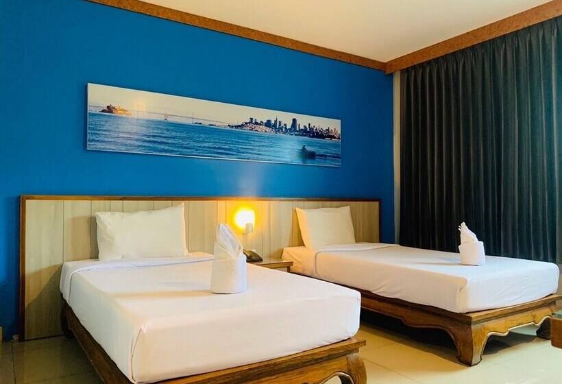 K2 Hotel At Thachang