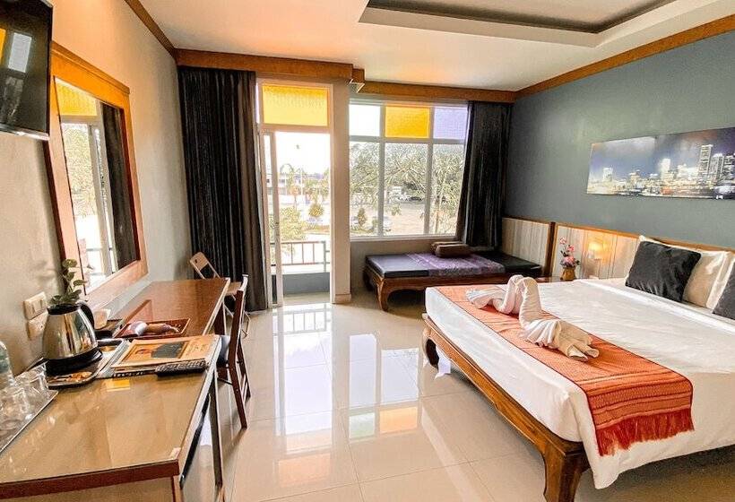 K2 Hotel At Thachang