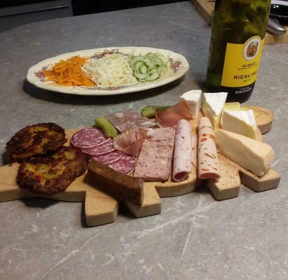 膳宿费 Bim Cathele