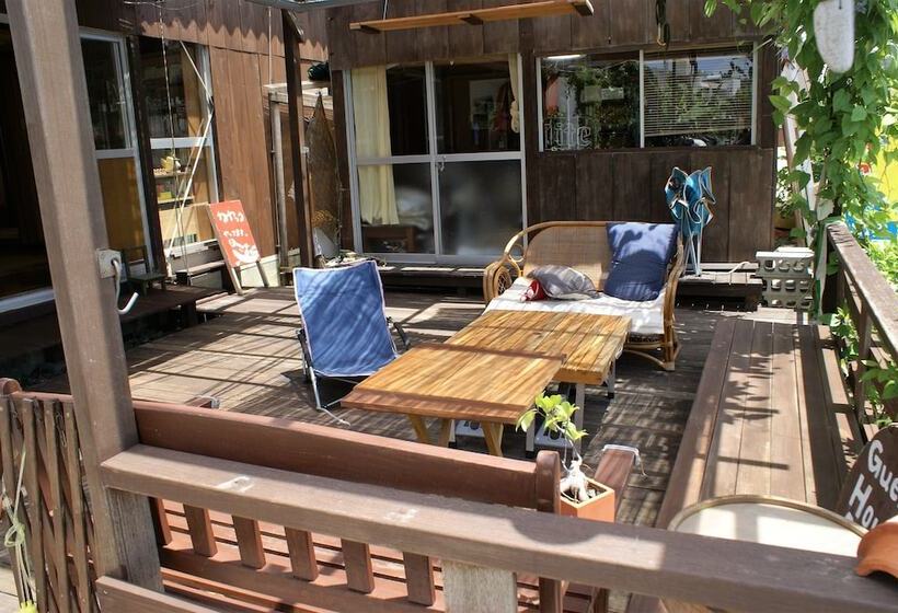 Pensió Guest House Agaihama