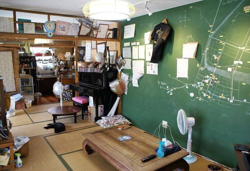 Pensió Guest House Agaihama