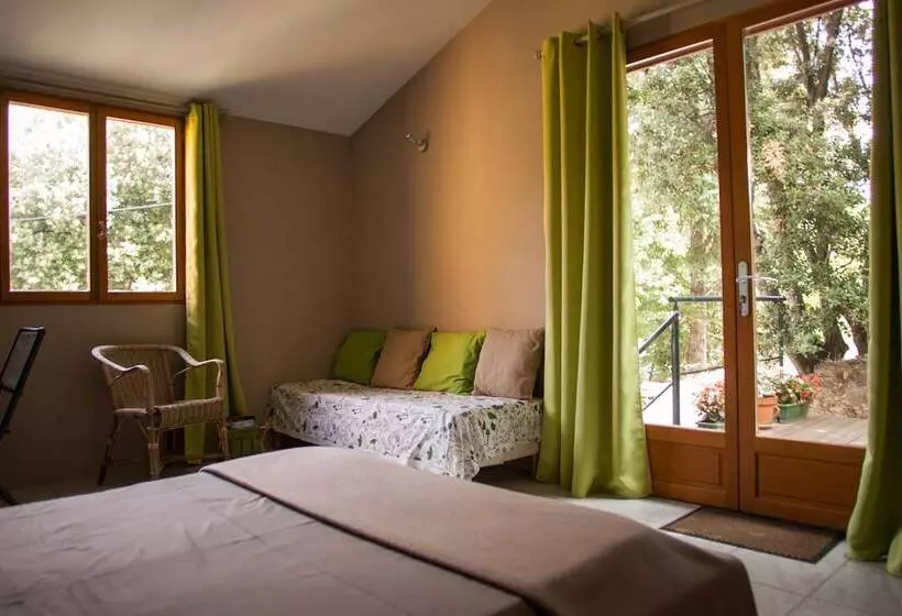 ペンション Les Deux Chemins