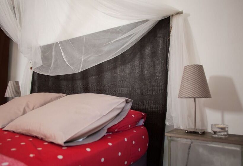 פנסיון Les Deux Chemins