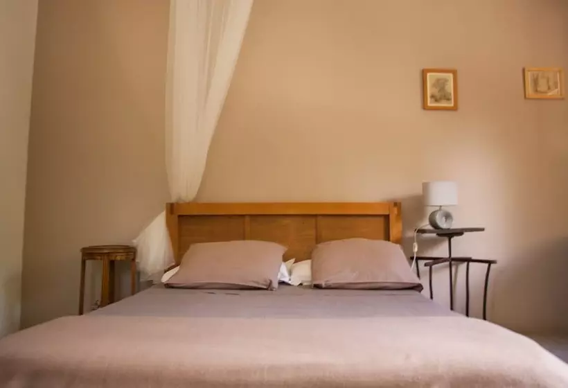 ペンション Les Deux Chemins