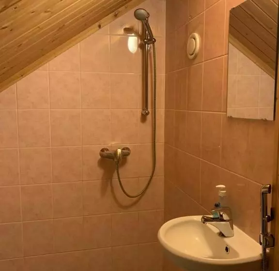 ペンション Hostel Lomakivi