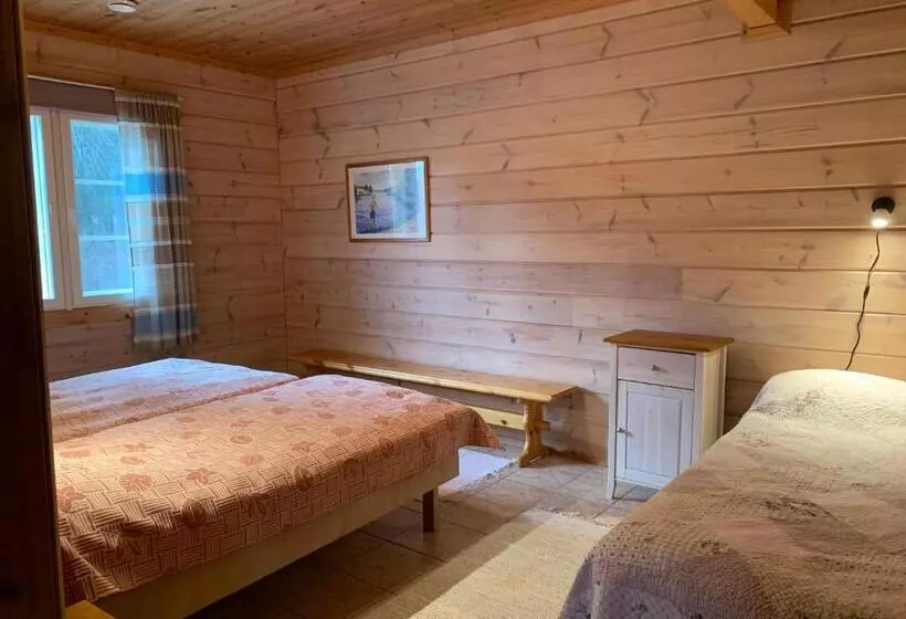 ペンション Hostel Lomakivi