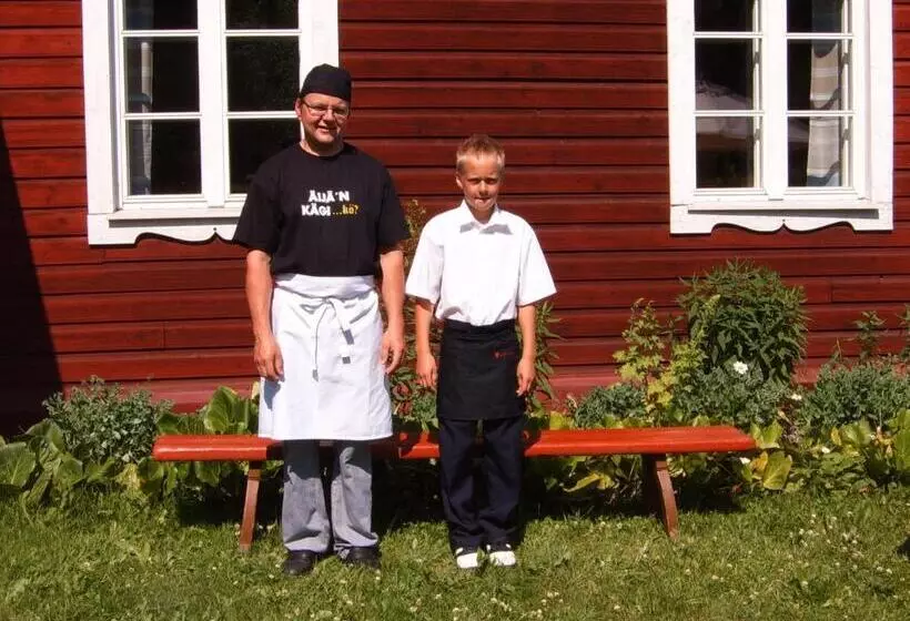 ペンション Hostel Lomakivi