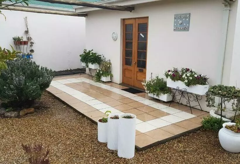 Majatalo Rawsonville House