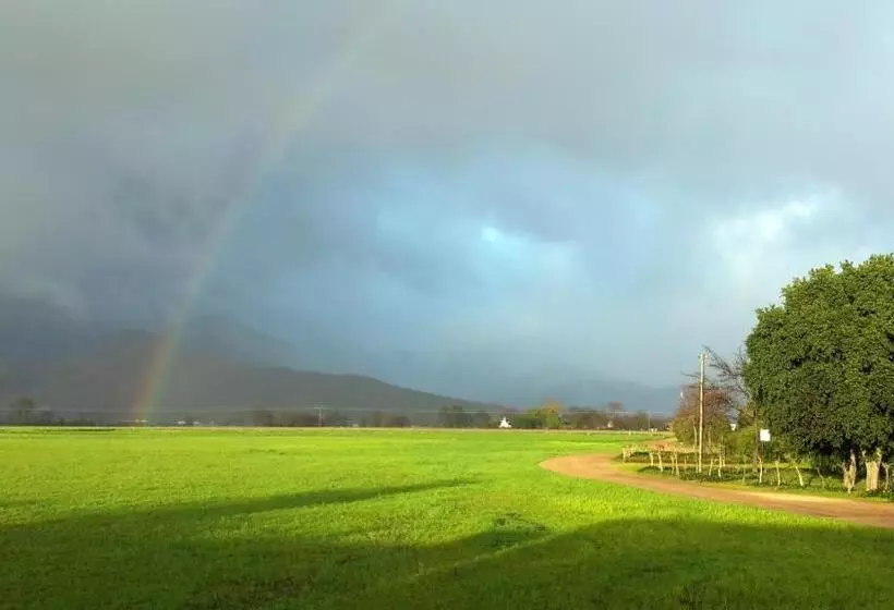 Majatalo Rawsonville House