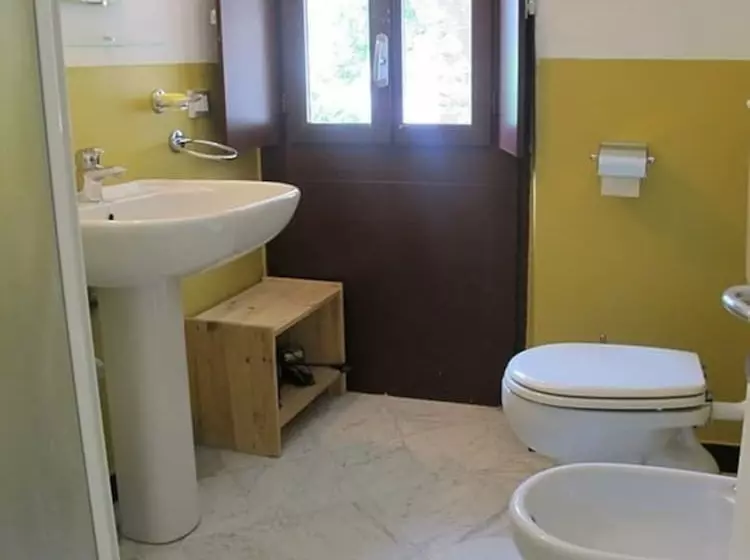 Residenssi Oliveto Medieval Setting