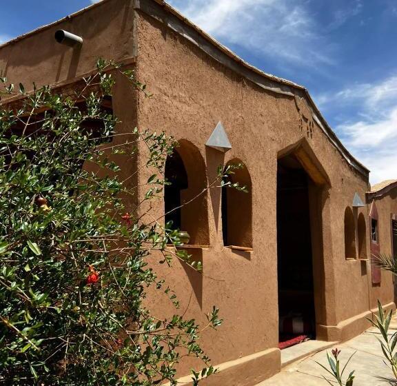 هاستل Dar Talmoudi