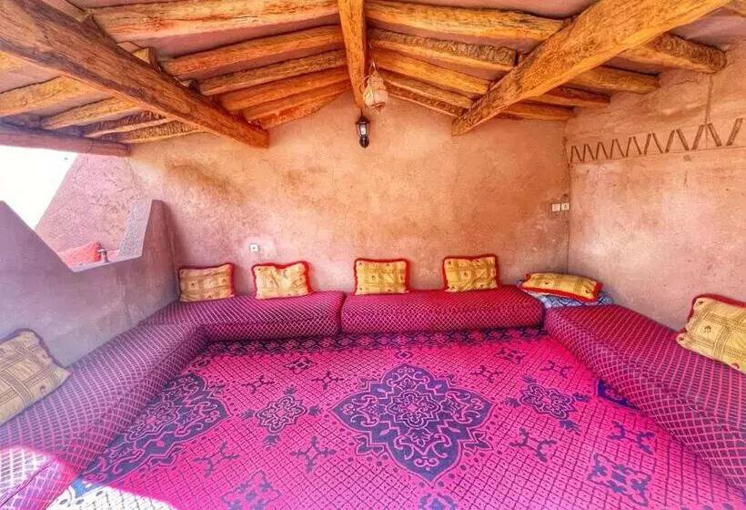 هاستل Dar Talmoudi