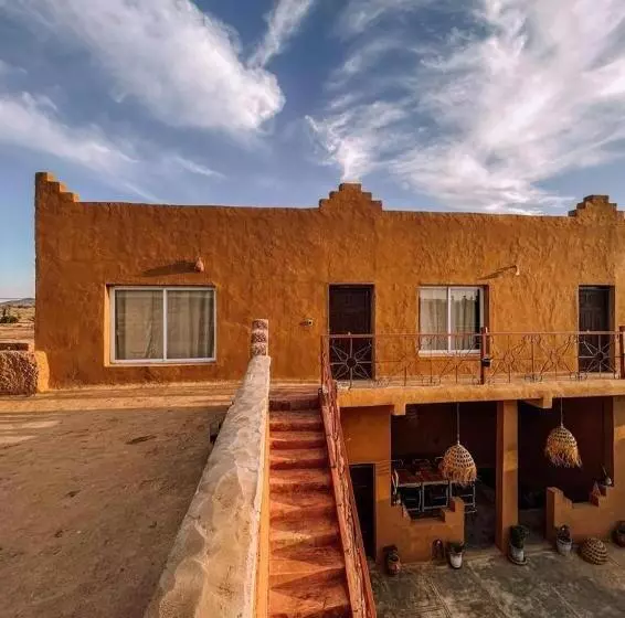 هاستل Dar Talmoudi