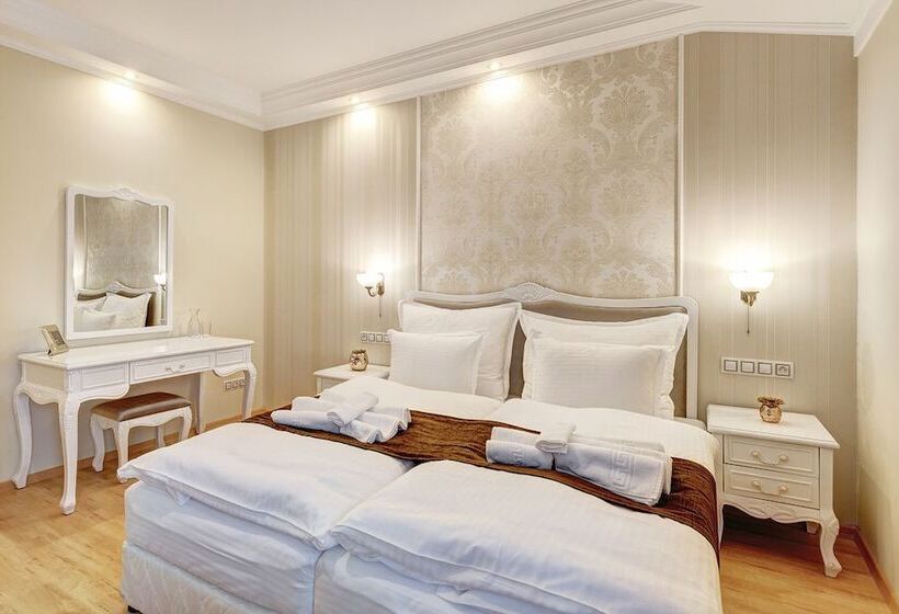 Boutique Hotel Diama