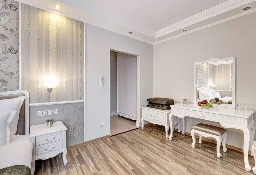 Boutique Hotel Diama