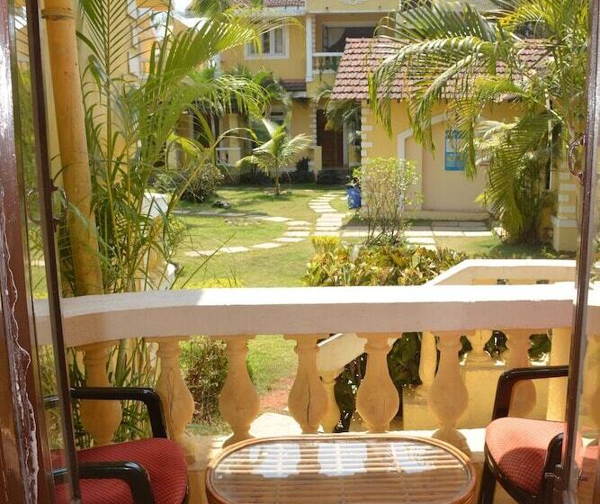 Holiday Beach Resort Mrkt By Splenor