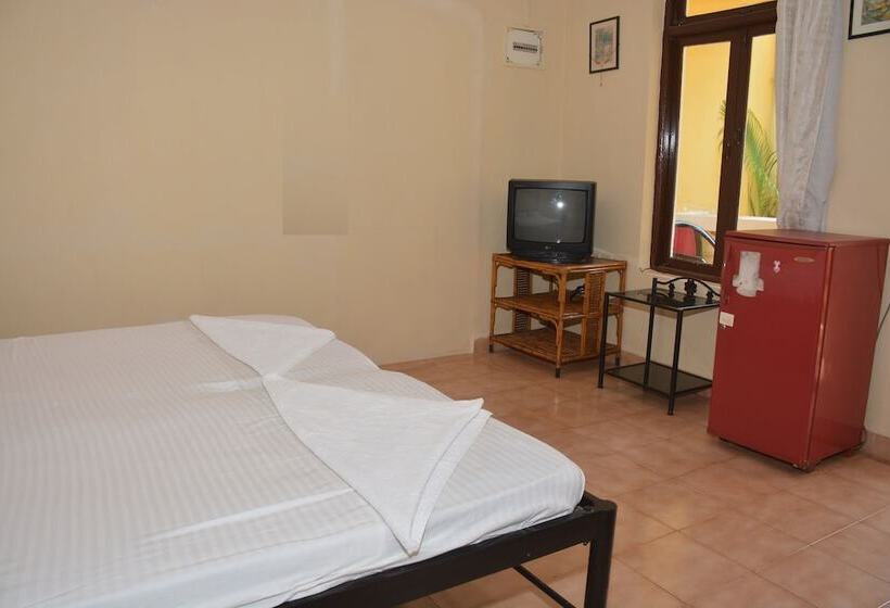 Holiday Beach Resort Mrkt By Splenor