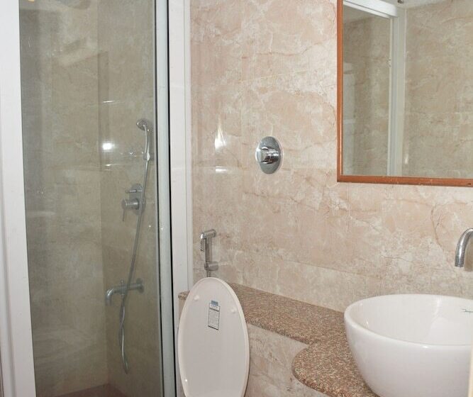 Holiday Beach Resort Mrkt By Splenor