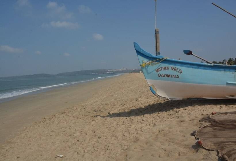 Holiday Beach Resort Mrkt By Splenor