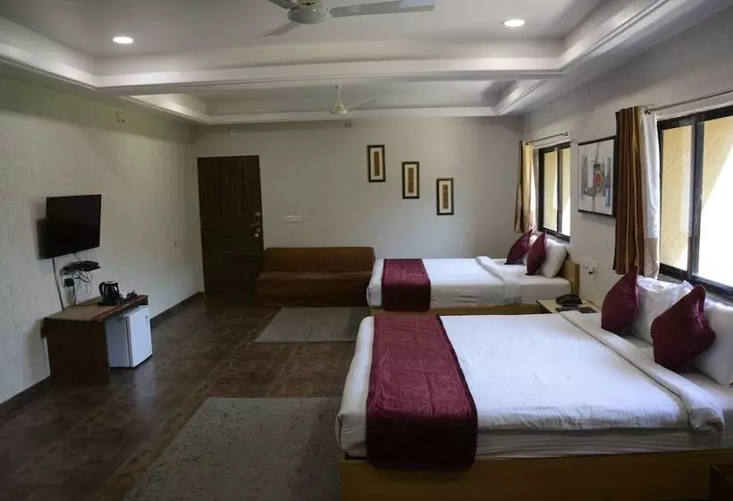 Hotelli Achal Resort
