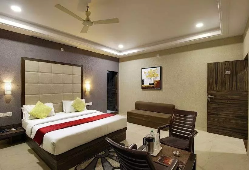 Hotelli Achal Resort