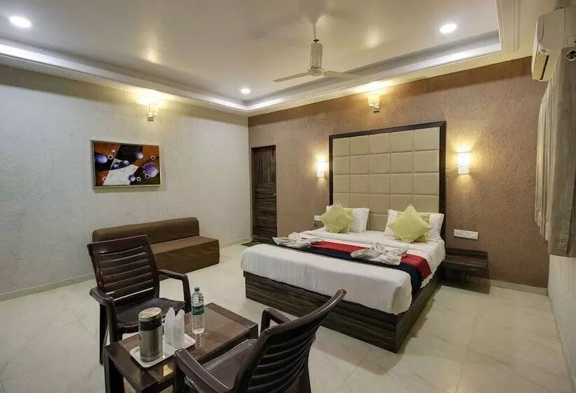 Hotelli Achal Resort